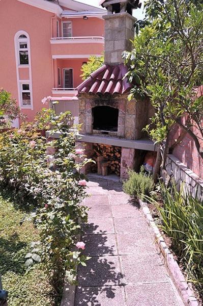 Vila Mila Петровац Экстерьер фото